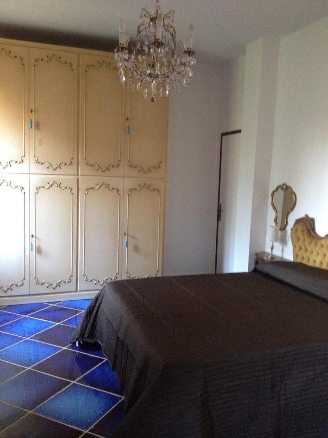 B&B Amendola Bari Luaran gambar